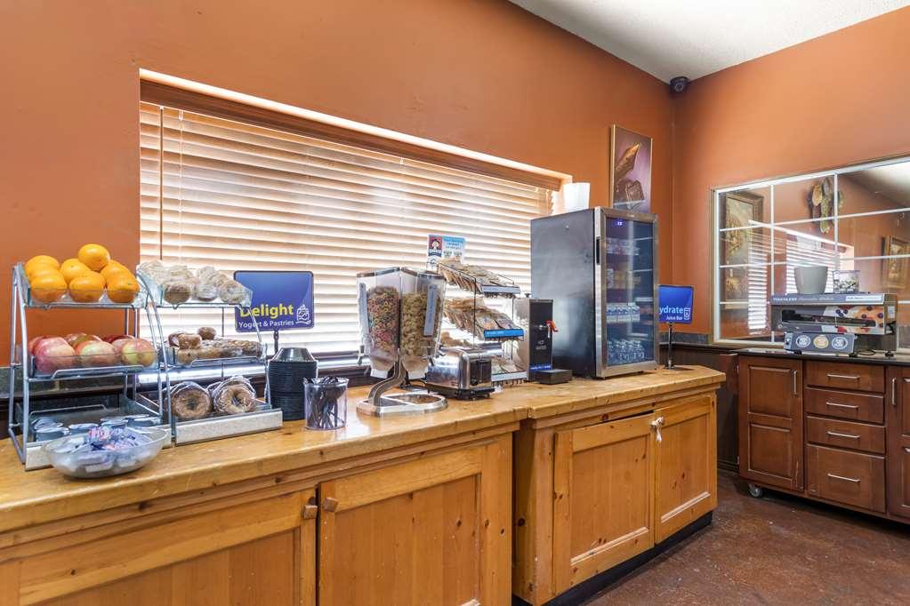 Best Western Sunday House Inn Кервилл Экстерьер фото