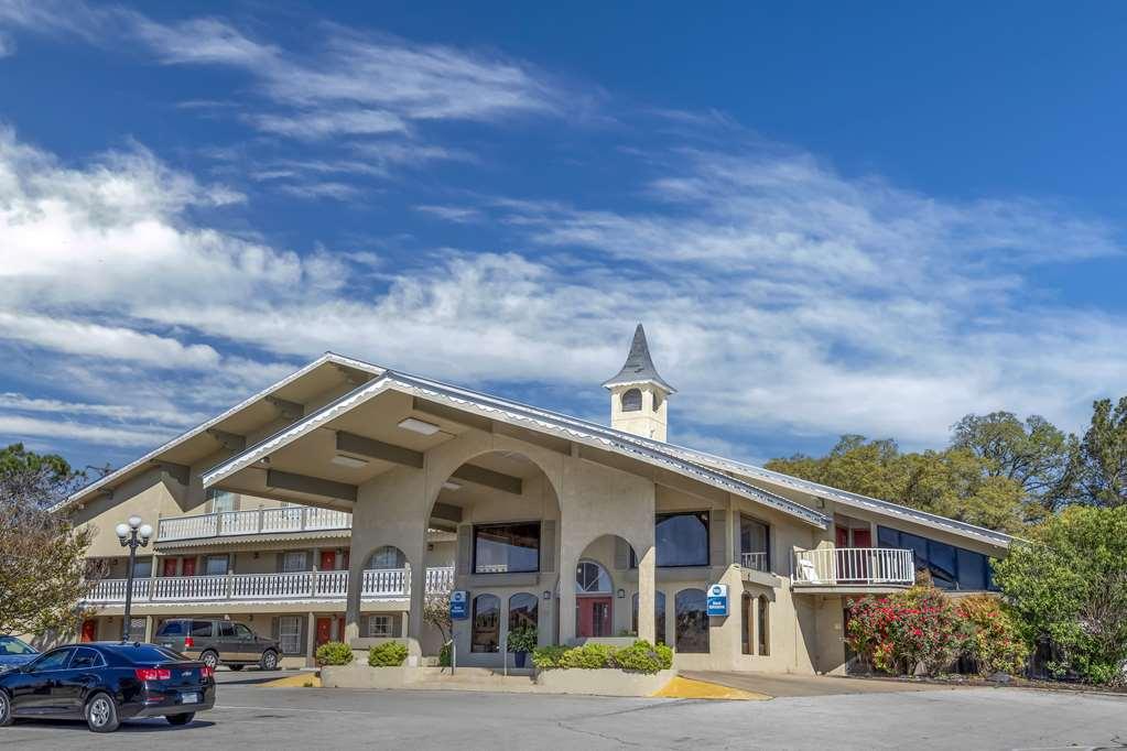 Best Western Sunday House Inn Кервилл Экстерьер фото