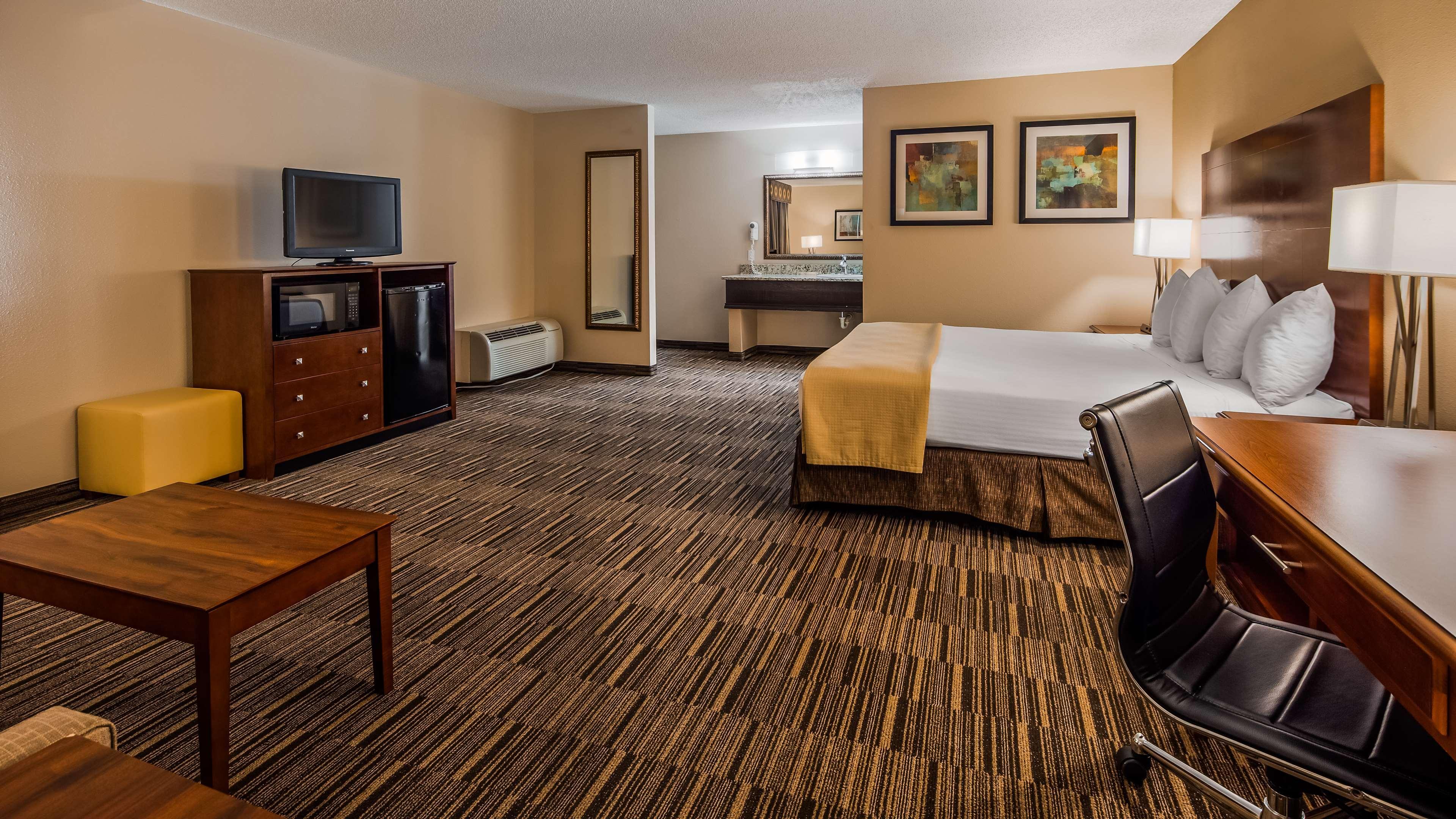 Best Western Sunday House Inn Кервилл Экстерьер фото